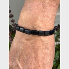 Knyttet armbnd - med stl lukke